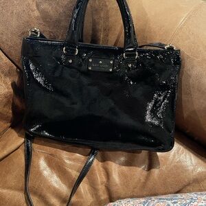 Kate Spade purse patent leather top hand and cross body